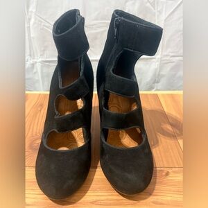 Chie Mihara Black Suede Cutout Strappy Ankle Heels